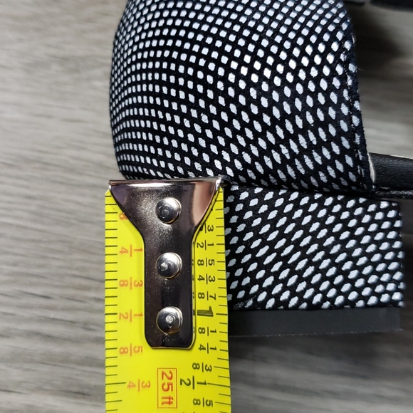 Un Tour En Ville  Sandals sz 40 - Picture 14 of 14